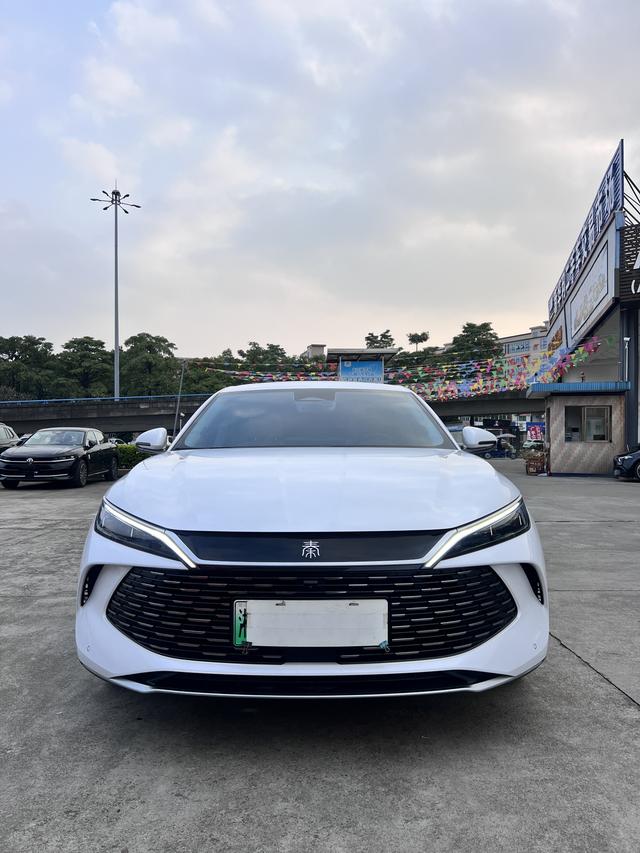 Certificated Pre-Owned BYD Qin L DM 2024 DM-i 120KM Excellence Edition -u18027183