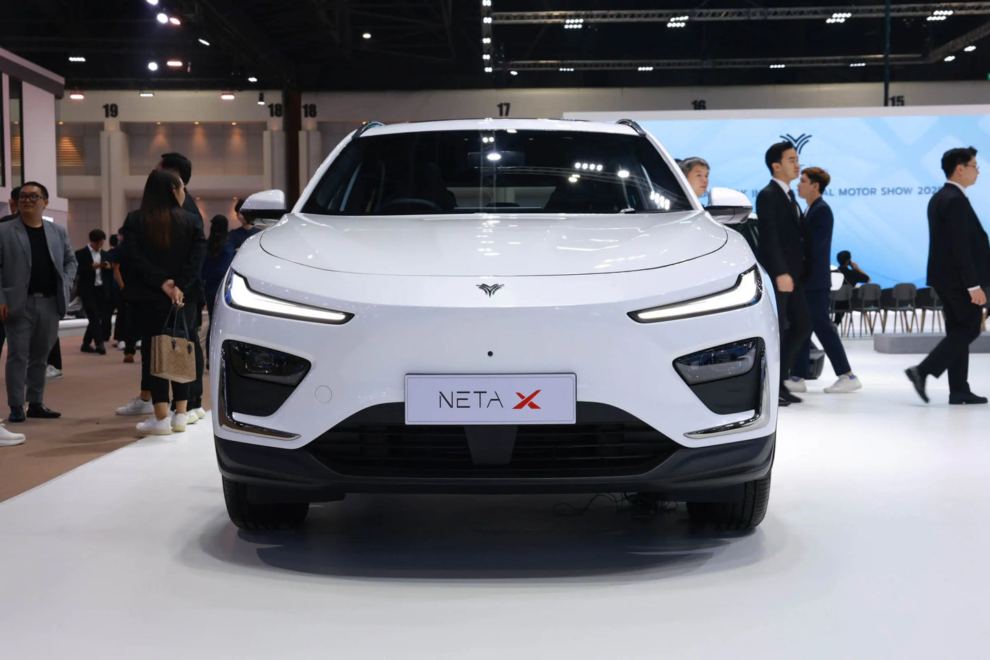 Hozon Auto Nezha X