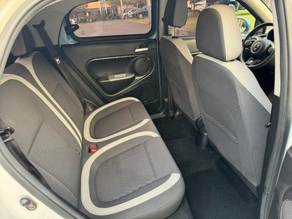 Pre-Owned Oula Black Cat 2021 Model 301km Basic Version