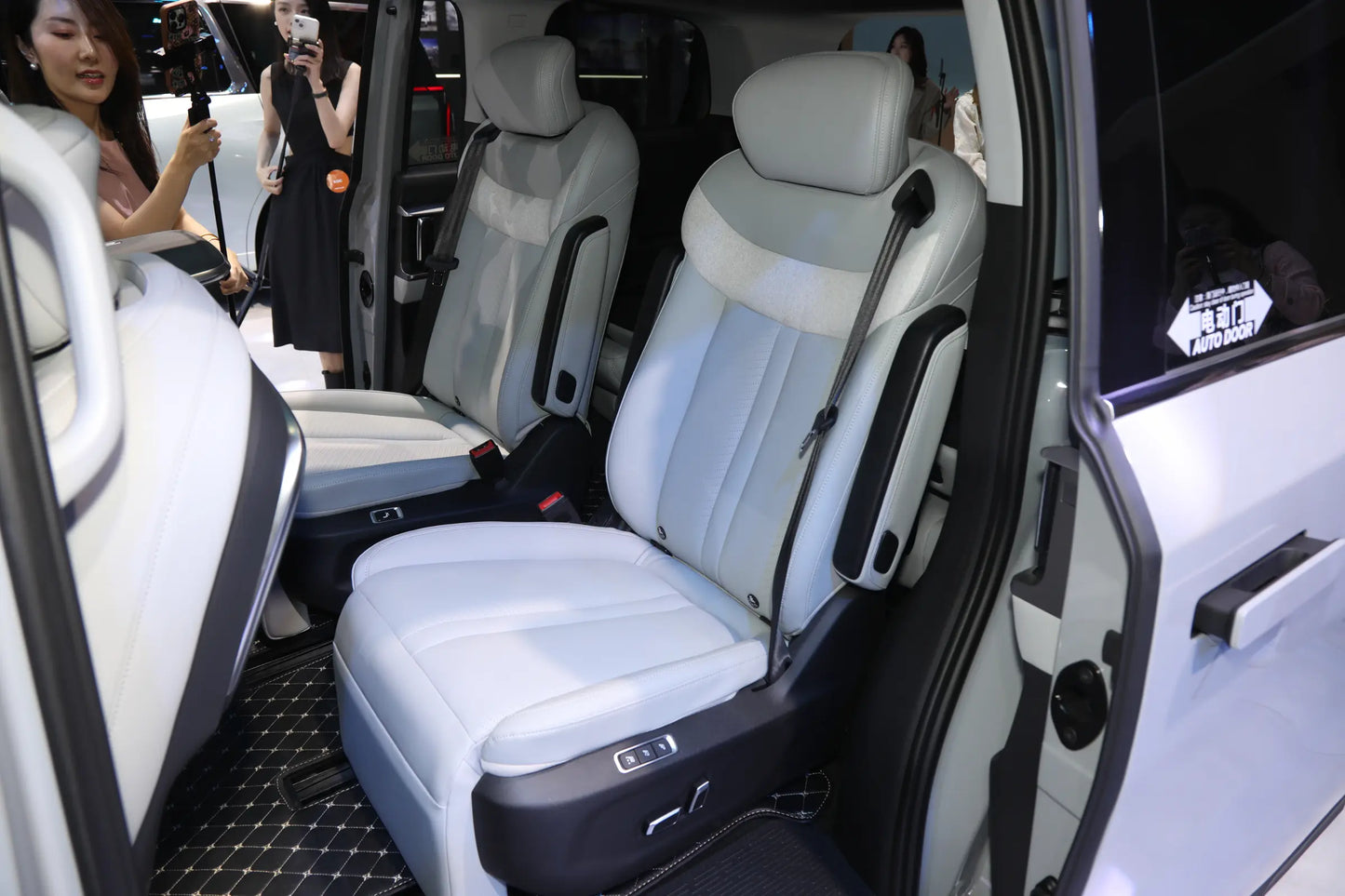 SAIC Maxus Dajia 7