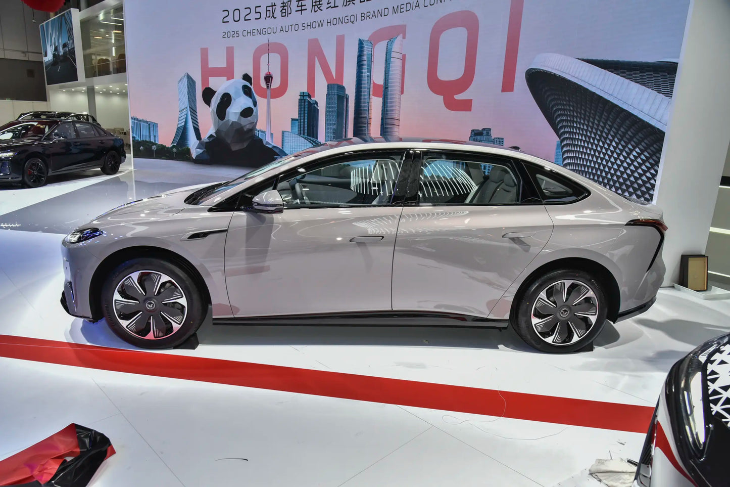Hongqi Tiangong 05