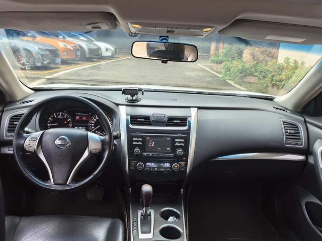 Certificated Pre-Owned Dongfeng Nissan Teana 2015 2.0L XL-Sporty UEFA Champions League Sports Edition - u22053493