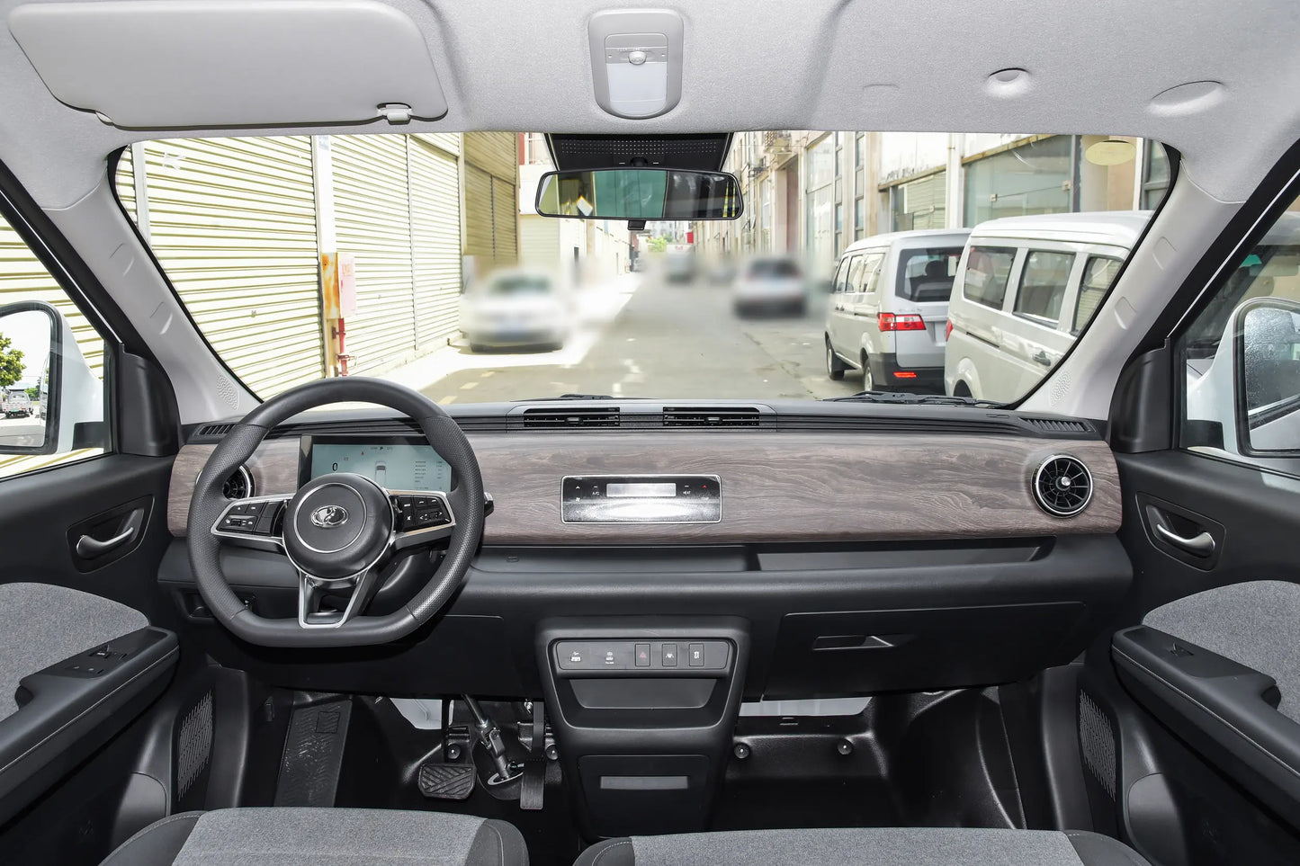 Ruichi Auto EC75