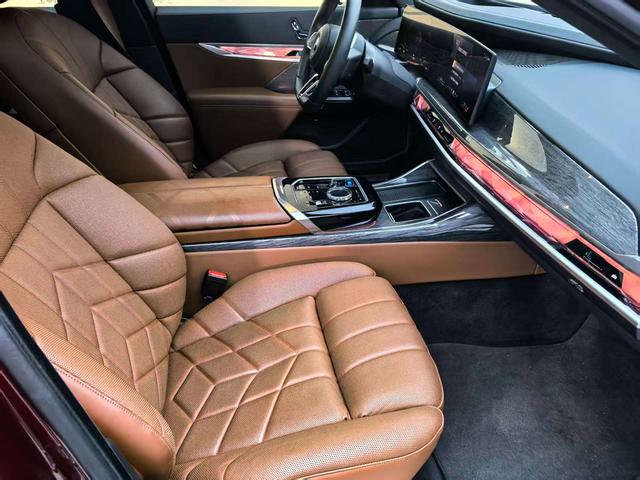 BMW i7 2023 Model eDrive50L Premium M Sport Package