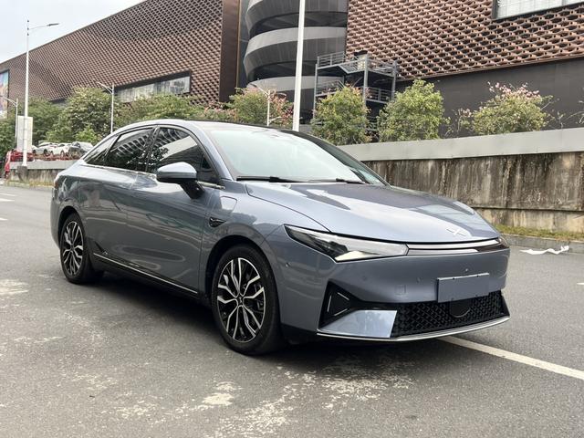 Pre-Owned XPeng P5 2022 Model 460E+