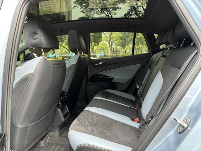 Pre-Owned ID.4 X 2021 Model Pro Ultimate Long-Range Version