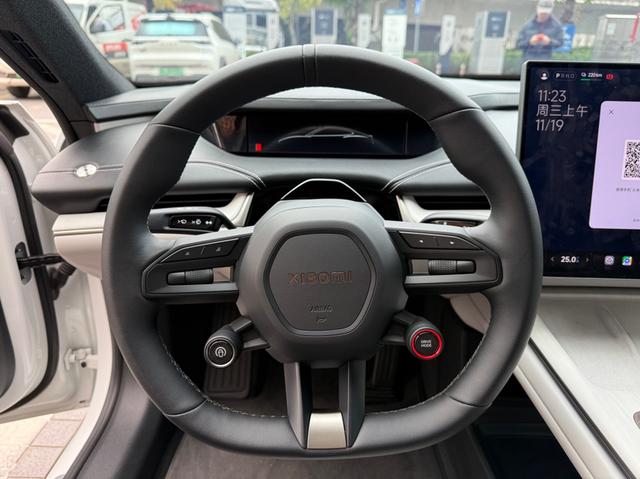 Pre-Owned Xiaomi SU7 2024 Rear-Wheel Drive Standard Long-Range Version