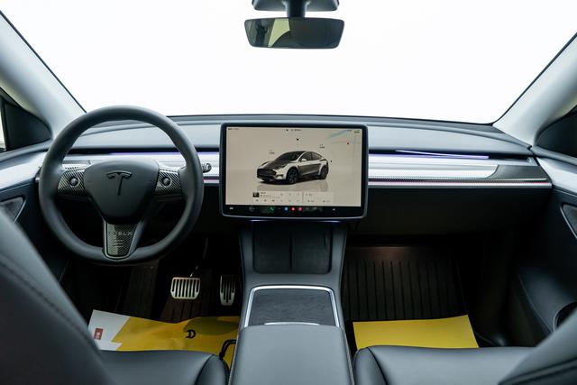 Pre-Owned Tesla Model Y 2023 Rear-Wheel Drive Version