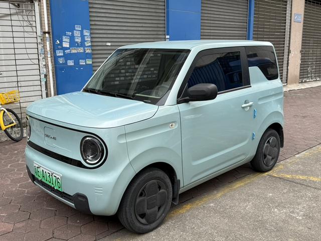 Pre-Owned 2023 Geely Galaxy Panda Mini Lingdong Xiong (200km Range)
