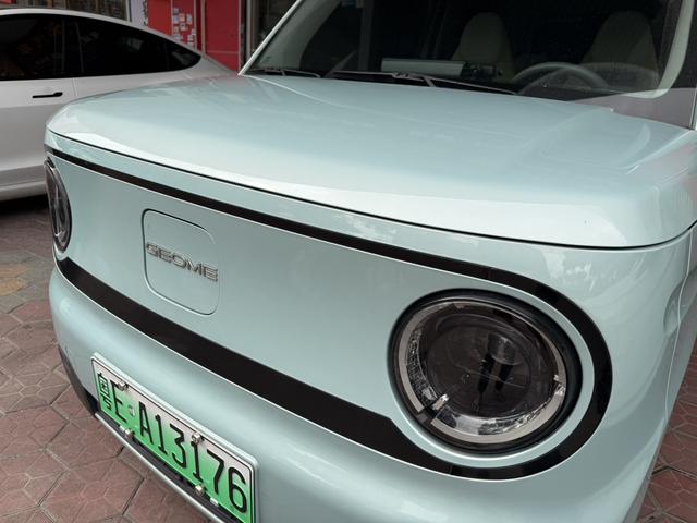 Pre-Owned 2023 Geely Galaxy Panda Mini Lingdong Xiong (200km Range)