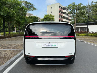 Pre-Owned Li Auto MEGA 2024 Ultra Version