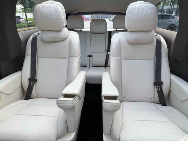 Pre-Owned Li Auto MEGA 2024 Ultra Version