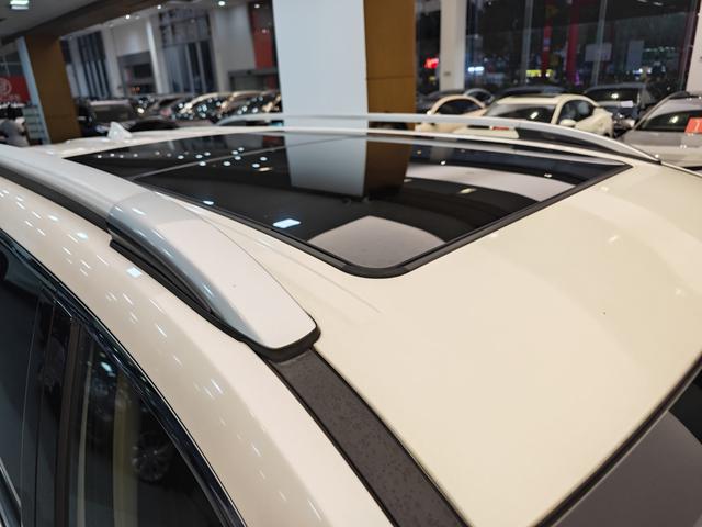 Certificated Used GAC Trumpchi GS8 2017 Model 320T Two-Wheel Drive Luxury Intelligent Connected Version Seven-Seat