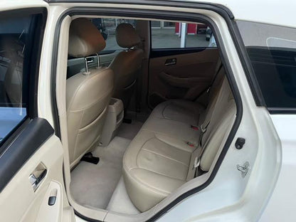 Certificated Used Dongfeng Nissan T70 2015 2.0L CVT Ruixiang Edition