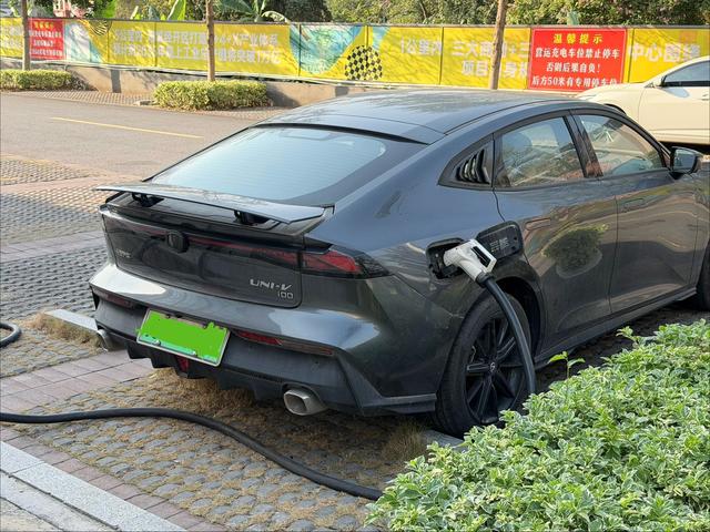 Certificated Used Changan UNI-V Intelligent Electric iDD 2023 Edition Intelligent Electric iDD 113km Intelligent Fun Version (Fast Edition)