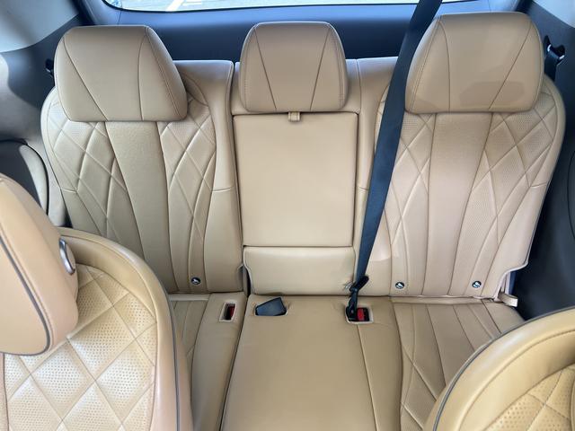 Certificated Used Denza D9 DM 2022 Edition 970 Four-wheel Drive Honor Version