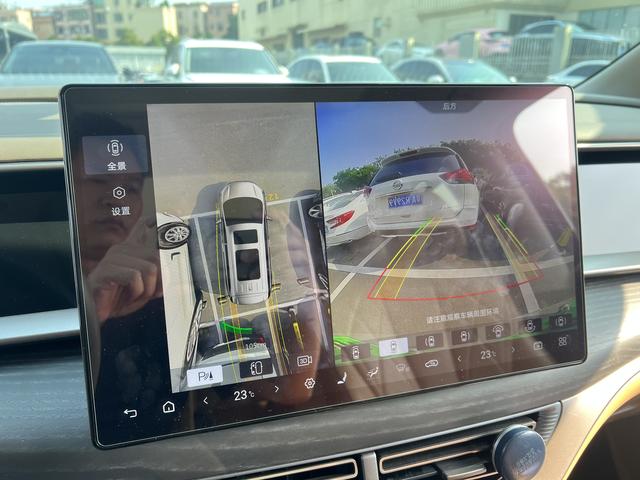 Certificated Used Denza D9 DM 2022 Edition 970 Four-wheel Drive Honor Version