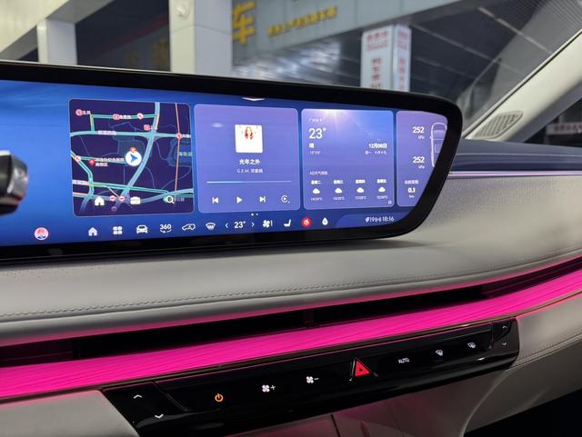 Certificated Used SAIC-GM Buick GL8 PHEV 2024 Lu Zun 1.5T Seven-Seater Luxury Edition