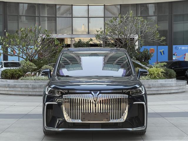 Certificated Used VOYAH Dreamer PHEV 2025 AWD Flagship Kunpeng Edition