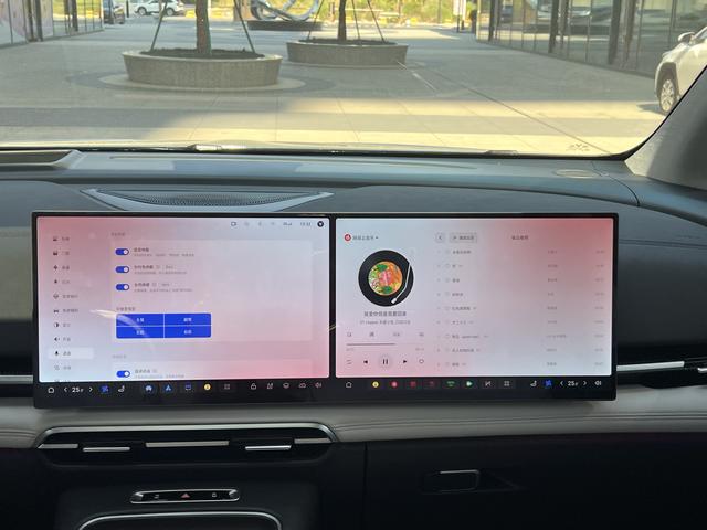 Certificated Used VOYAH Dreamer PHEV 2025 AWD Flagship Kunpeng Edition