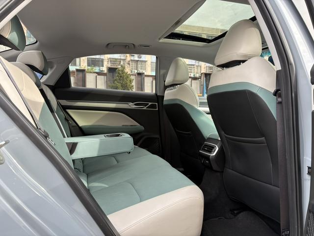 Certificated Used Geely Emgrand L HiP 2022 1.5TD-DHT Pro 100KM Super Rui