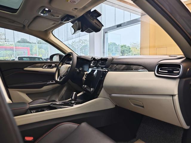 Lynk &amp; Co 02 PHEV 2019 1.5T Pro d'occasion certifiée