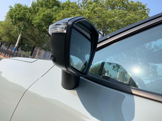 Certificated Used Lingrui PHEV 2025 Premium Plus Edition