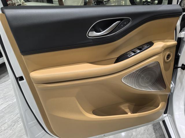 Certificated Used VOYAH Dreamer PHEV 2024 Long Range Premium Edition