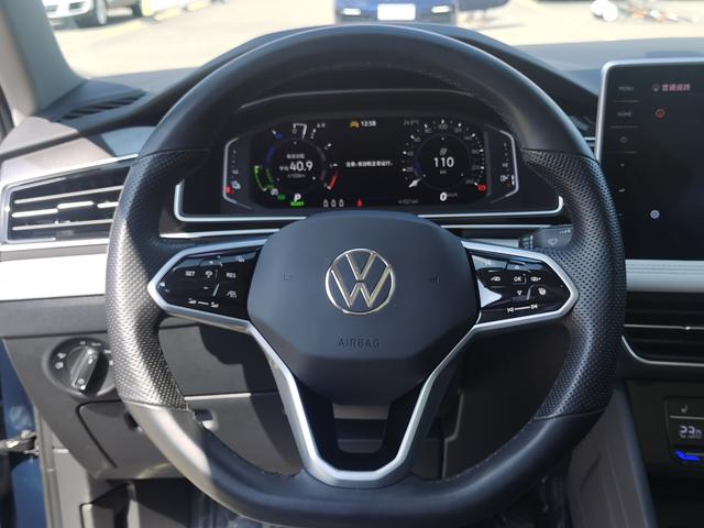 Certificated Used Tiguan L PHEV 2022 430PHEV Plug-in Hybrid Premium Edition