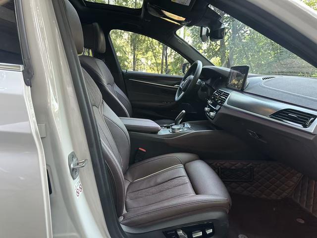 Certificated Used BMW 5 Series PHEV 2021 535Le Luxury Package