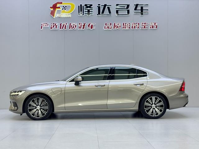 Certificated Used Volvo S60 PHEV 2022 T8 E-Drive Hybrid AWD Inscription Luxury Edition