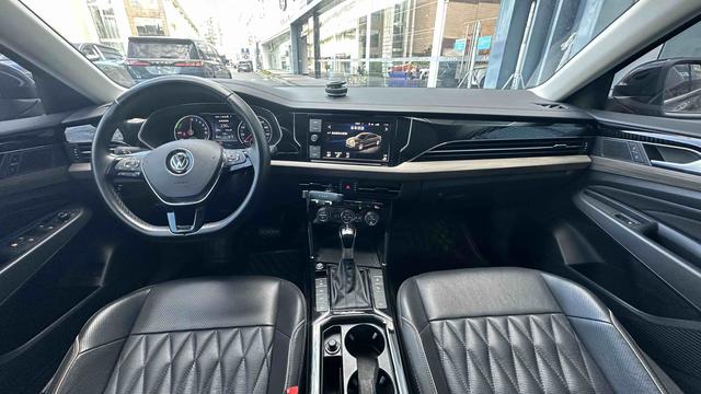 Certificated Used SAIC Volkswagen Passat PHEV 2019 430PHEV Hybrid Luxury Edition