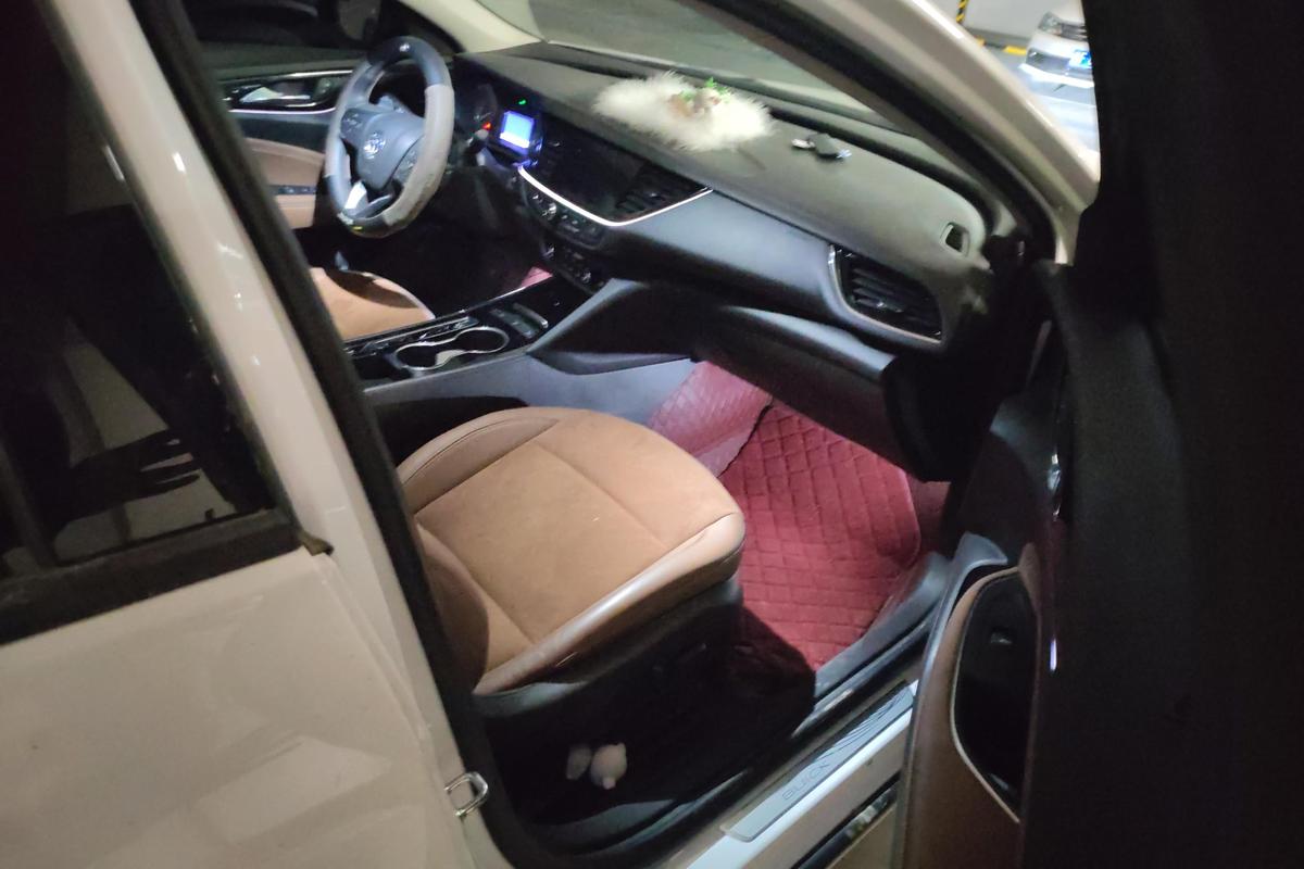 Certificated Used SAIC-GM Buick Regal 2022 552T Zhixiang Type