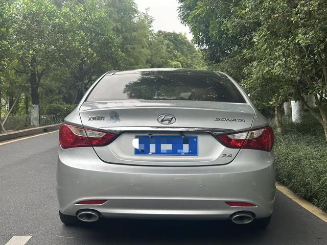 Hyundai Sonata 8 2014 2.4L Automatique Édition Leader Nationale IV d'occasion certifiée
