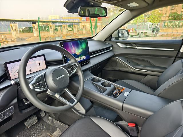 Certificated Used HAVAL H6 2024 Model 1.5T Automatic Two-Wheel Drive Ultra Edition