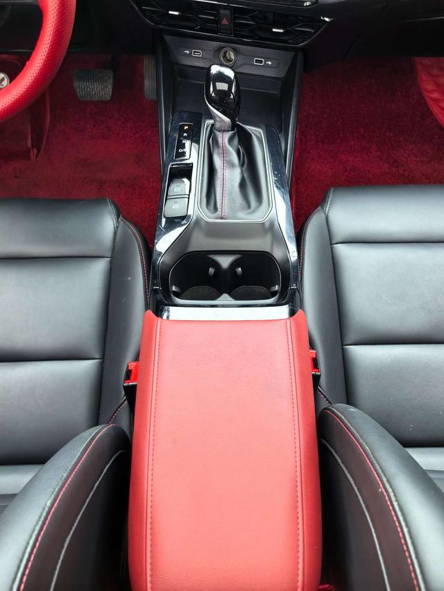 Certificated Used MG5 2021 Model 180DVVT CVT Youth Luxury Edition