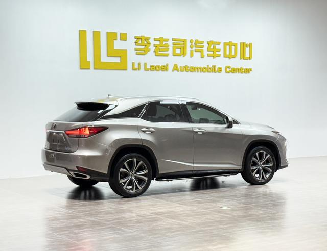 Certificated Used Lexus RX 2020 Facelift 300 4WD Elegant Edition