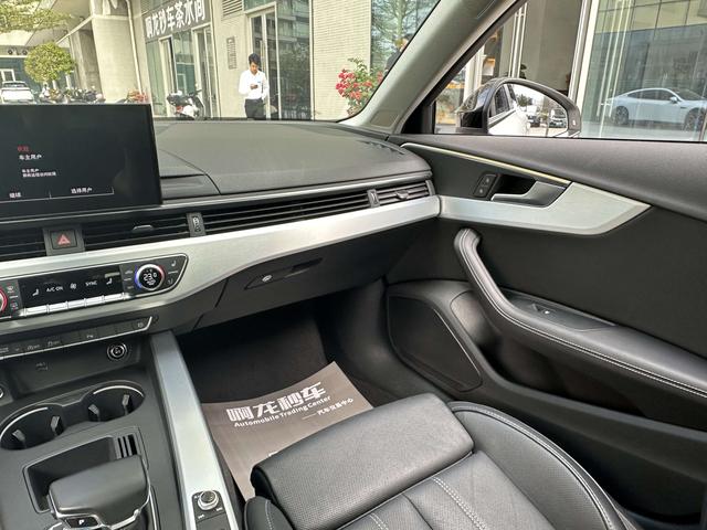 Certificated Used FAW-Audi A4L 2022 40 TFSI Luxury Dynamic Type