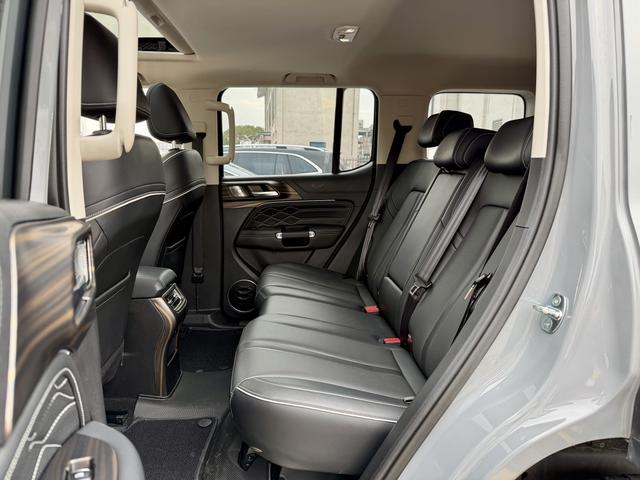 Certificated Used GWM Tank 300 2021 Off-Road Version 2.0T Conqueror