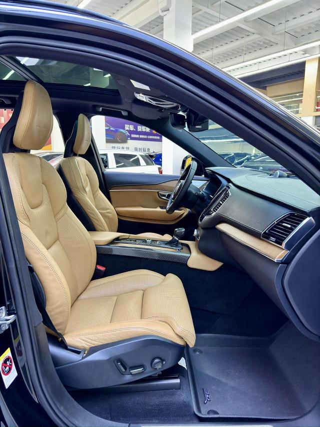 Certificated Used Volvo XC90 2015 T6 Zhi Zun Ban 7 Seats