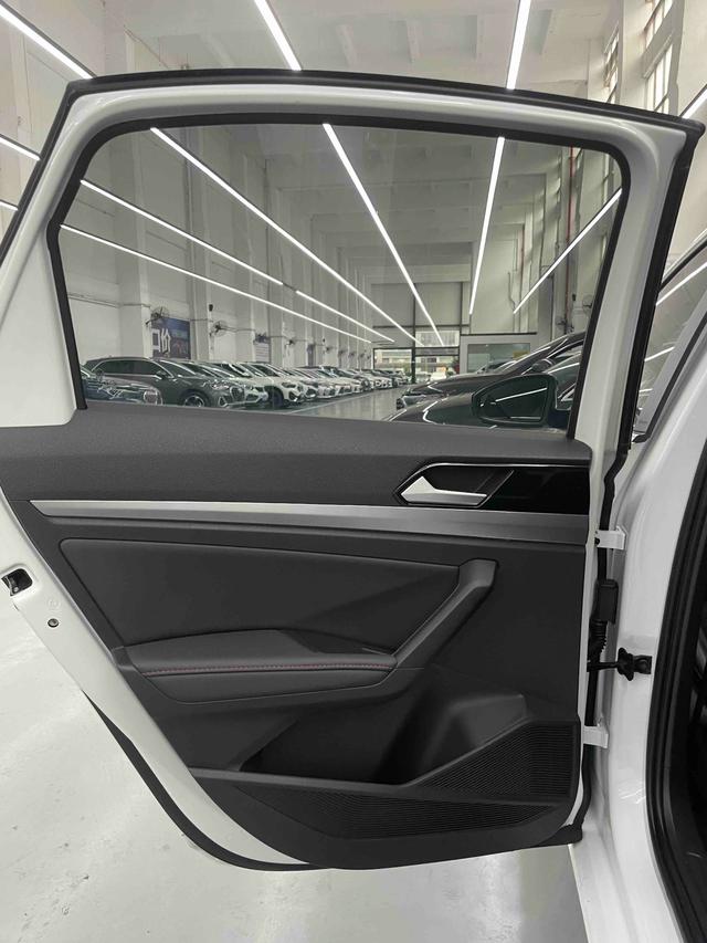 Certificated Used SAIC Volkswagen Lavida 2023 200TSI DSG Starry Sky Manyi Edition