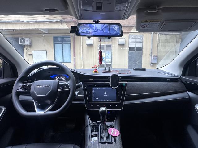 Certificated Used Dongfeng Nissan Venucia D60 2023 PLUS 1.6L XE CVT Chaoling Edition