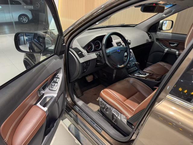 Certificated Used Volvo XC90 2013 Model 2.5T T5 Executive Upgrade Version