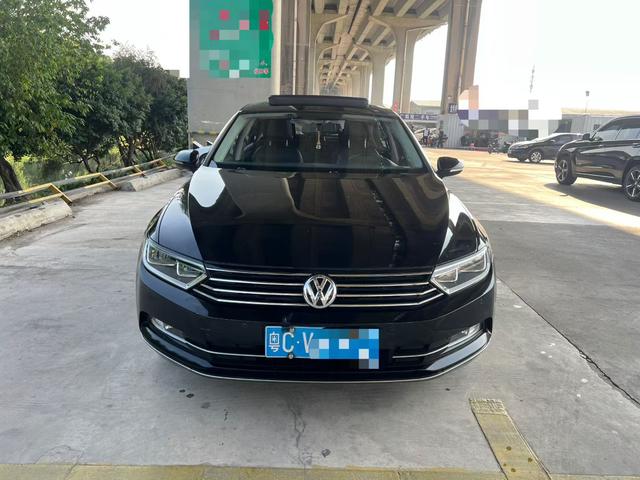 Certificated Used FAW-Volkswagen Magotan 2017 330TSI DSG Leading Type