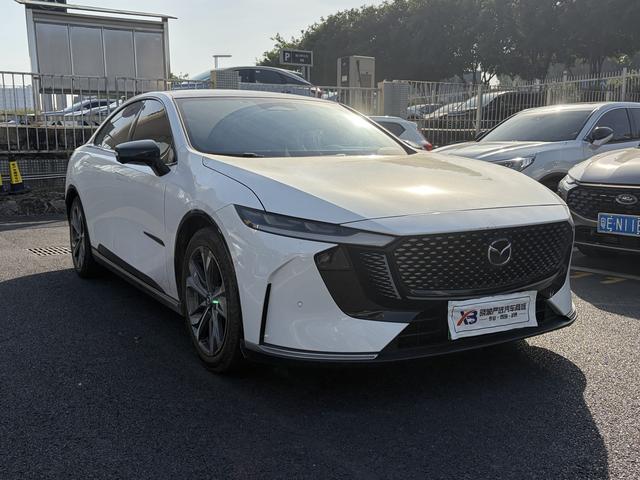 Certificated Pre-Owned Mazda EZ-6 2024 Extended Range 130 -u21826036