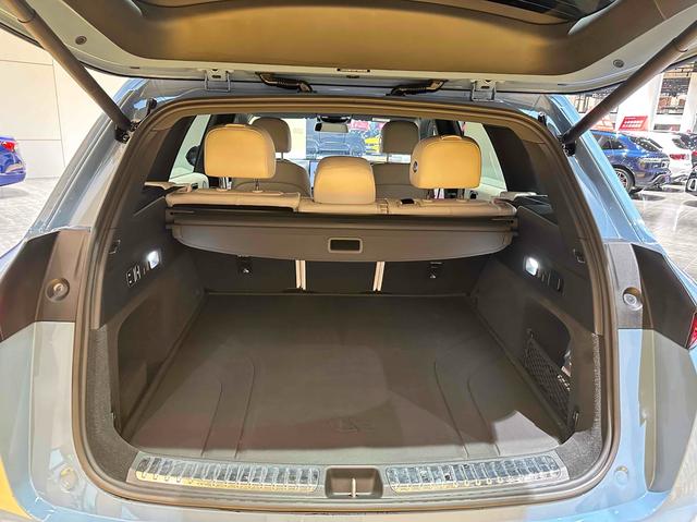 Certificated Pre-Owned Li Auto L7 2023 Pro Edition -u21593730