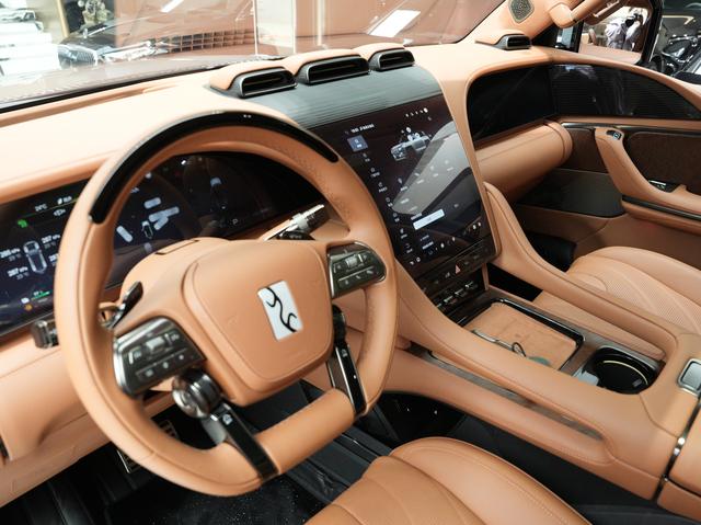 Certificated Pre-Owned Yangwang U8 2023 Luxury Edition -u22011717