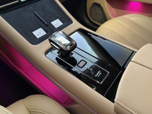 Certificated Pre-Owned Wenjie M7 2022 4WD Flagship Edition -u21827707