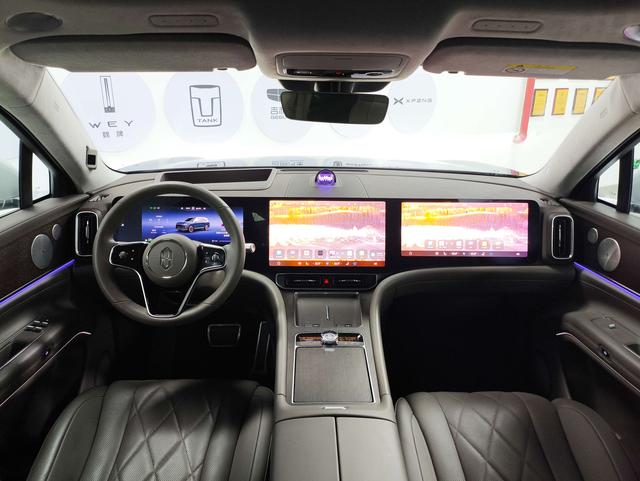 Certificated Pre-Owned AITO M9 2024 Extended Range Ultra Five-Seater Version -u21594493