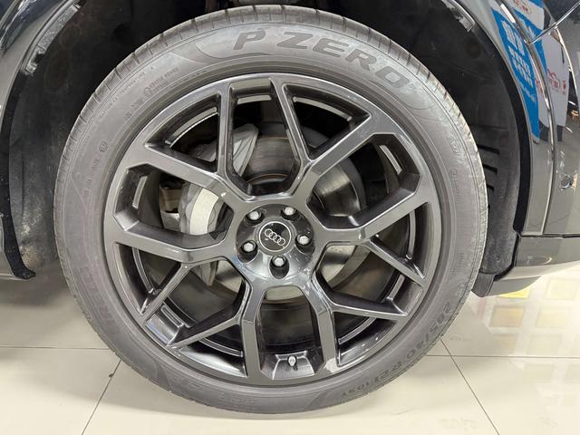 Certificated Pre-Owned Audi Q7 2024 45 TFSI Quattro S Line Black Knight Edition - u21541695